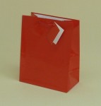 TORBA PAPIEROWA "M" czerwona połysk, 18x10x22cm